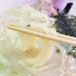 韓国料理 チキン＆サムギョプサル COCOYA - もっちり、うどんに近い麺