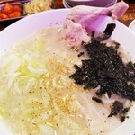 韓国料理 チキン＆サムギョプサル COCOYA - タッカルグクス（鶏肉きしめん）