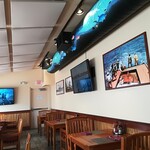 Uncle's Fish Market & Grill  - 