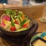 めし呑パーラー KB1 - 彩り鮮やかなバーニャカウダ