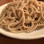 石臼挽きうどん しゅはり - そばのように見えますがうどん