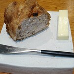 Epikyuru Moa - イチジクのパン