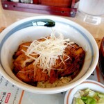 十勝豚丼 いっぴん - ハーフ豚丼 630円