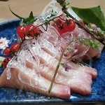 しな川 - ブリ造り♪