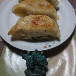 桃苑 - 餃子３丁（15個）包装　1800円