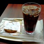 Dotoru Kohi Shoppu - アイスコーヒーMとソフトクッキーチョコ