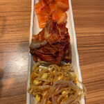 天龍 - キムチ盛り合わせ