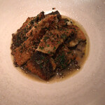 ラカーヴデランパール - 国産牛ハチノスと鰻のフリカッセ ミント風味