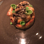 ラカーヴデランパール - フレッシュモリーユ茸とリドヴォーのヴォローヴァン