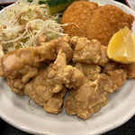 桂馬 - 若鶏のからあげ¥700
カニクリームコロッケ¥400