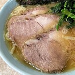 横濱ラーメン あさが家 - チャーシューはデフォで2枚。