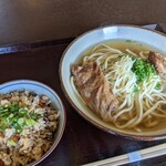 首里うかじ うかじそば - 軟骨ソーキそばセット