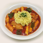 魚の三姉妹 - ★ラーポキ★甘辛のトッポキにラーメンをのせてさらに美味しく～★