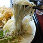 手打ち蕎麦しなの屋吉べぇ - 丁寧な切り