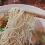 塩伝説 なゆた - ストレート麺