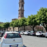 Ristorante Taverna San Martino - 中心街の公共駐車場に停める娘の FIAT Grande Punto