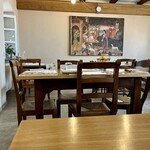 Ristorante Taverna San Martino - 奥の男性二人が食事を終え、私に笑顔で黙礼して席を立った。一期一会