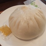 17550962 - 肉まん，大ぶりで具だくさんで美味しい(*^_^*)