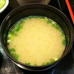 神田 尾張屋本店 - かつ丼(味噌汁)