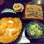 Shukuba Soba Kuwanaya - 「カツ丼＋そば」