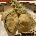 魚竹 - 魚と野菜の天ぷら