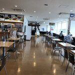 Sukairaito Kafe - 店内