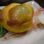 博多料亭 稚加榮 - グラタンみたいな感じのものがゆずの皮の中に入っていました。