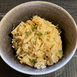 圭蔵 - せせりと牛蒡のご飯