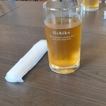 肉料理 陶利 - 冷茶とおしぼり