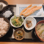 Harasu Ya - サケのハラス焼き定食