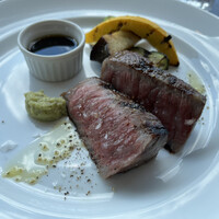 トラットリア グランボッカ - 和牛のビステッカ