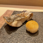 鮨利﨑 - 竹岡産太刀魚の塩焼き