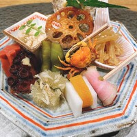 魯忍 - 豪華な八寸