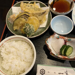 Ichigiyou - どんこの天ぷら、ふっくらで美味しい。
