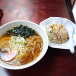 江戸豊 - ラーメンセット。７００円也。