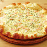 シェーキーズ - 相性の良いエビとマヨネーズで仕上げたシンプルなピザ。