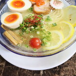 自家製麺 ら～めん かり屋 - 