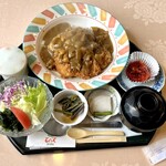 洋食 びって - カツカレー