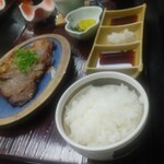 毘沙門天 - ステーキ定食1408円