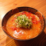 Ramen Onigokko - 当店定番メニューです。韓国産の上質な唐辛子を使用し、辛さの中にも甘味があります。