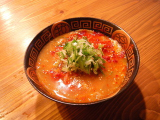 Ramen Onigokko - 当店定番メニューです。韓国産の上質な唐辛子を使用し、辛さの中にも甘味があります。