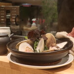 RISTORANTE IL NODO - タジン鍋の蓋を外してのプレゼンテーション