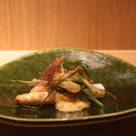 RISTORANTE IL NODO - 天城下山さんの3年アマゴ 仏産ホワイトアスパラ 春の恵み