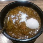 さんか亭 - 【2013年02月】牛すじ石焼カレーランチ（温玉入り）＠850円。