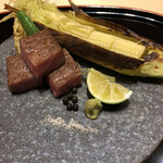 割烹まさご - A5黒毛和牛ザブトンの低温ロースト。真空低温調理で時間をかけて火を入れており、油が適度に落ち、柔らかく、美味しいお肉でした