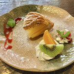 Daigo cafe - 「りんご屋さんのりんごゴロゴロアップルパイ(ドリンクセット)」@1180