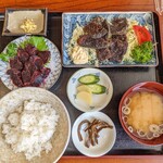 さかな - 【2022/5】クジラ刺・竜田揚定食(ライス小盛)