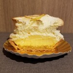 エーグルドゥース - タルト オー シトロン（カット）