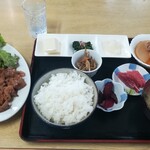 信栄食堂 - 牛カルビ定食