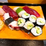 黄金鮨 - 